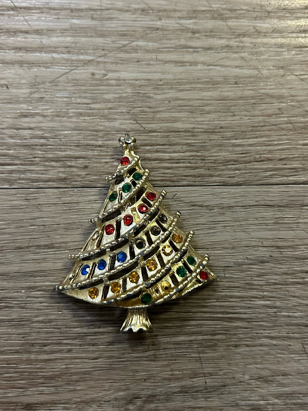 Vintage Christmas Tree Gold w/ Rhinestone Brooch